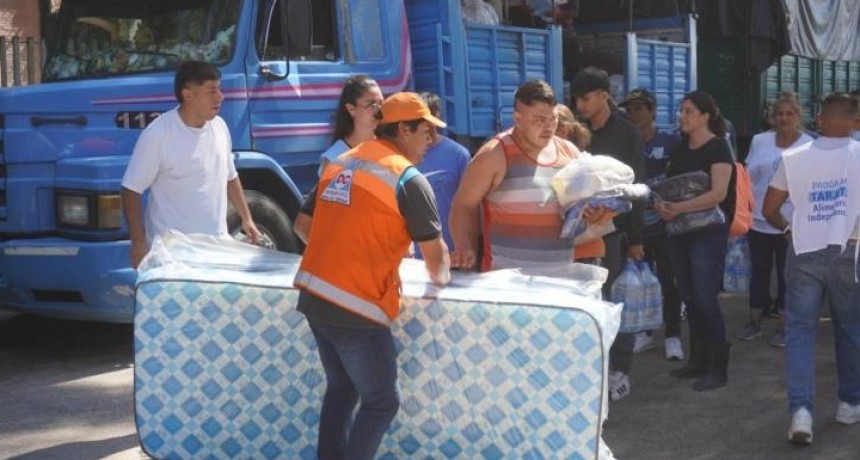 Santa Ana: ya son 1.696 las familias asistidas y contin&uacute;a el operativo tras el temporal