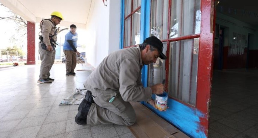 Intensifican tareas de mantenimiento en escuelas para el retorno a clases