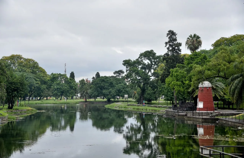 Robo de aves: limitarán el tránsito en el parque 9 de Julio