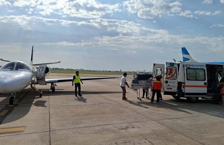 Trasladaron en el avión sanitario a una paciente de 11 días de vida