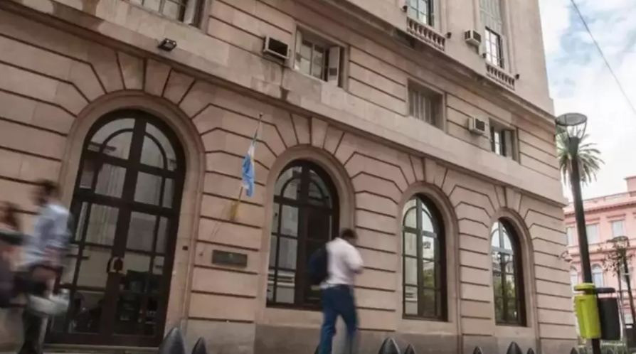 El Gobierno habilita a la SIDE a aprehender personas en casos de flagrancia