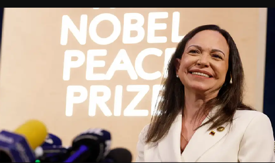 María Corina Machado promete regresar a Venezuela