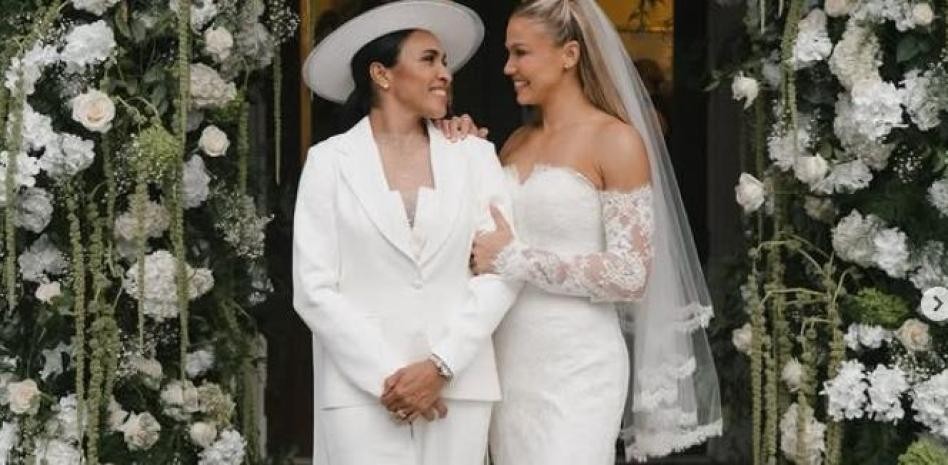 La mejor futbolista del mundo se casó con una exjugadora estadounidense en Florida