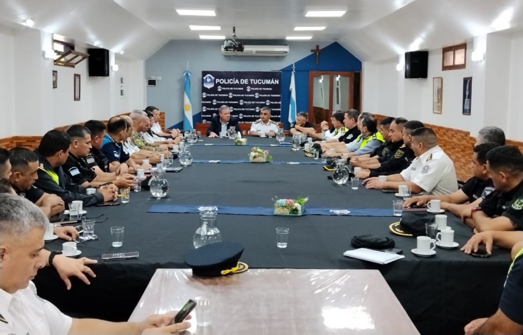 Habrá mayor presencia policial y los controles viales en las villas turísticas