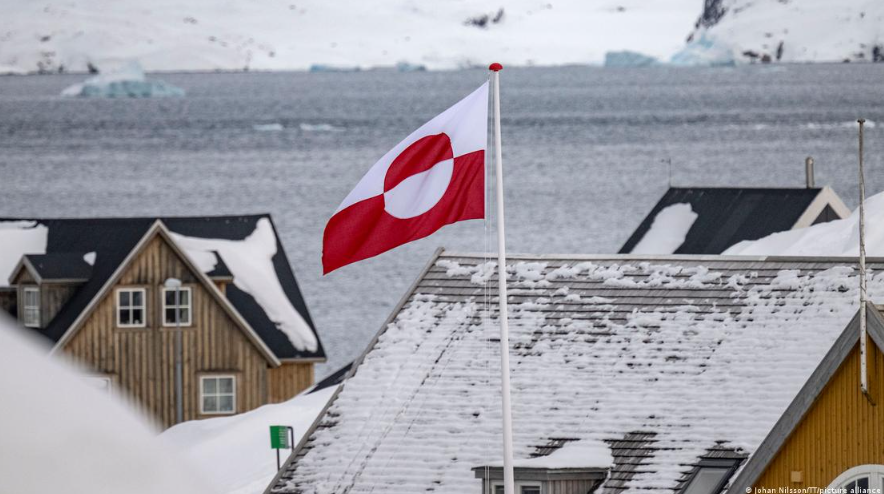 Trump insiste en que hará algo con Groenlandia, "les guste o no"