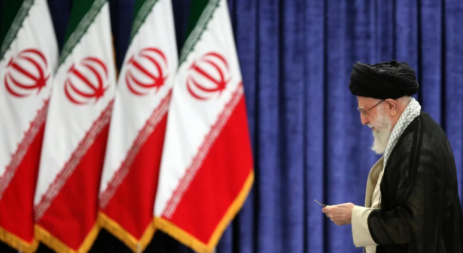 Irán amenaza con bombardear bases americanas