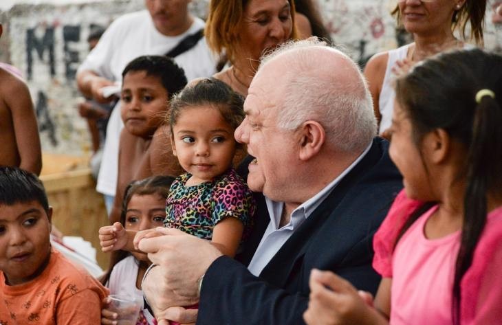 Masso visitó un Taller de Verano en un merendero del barrio El Sifón
