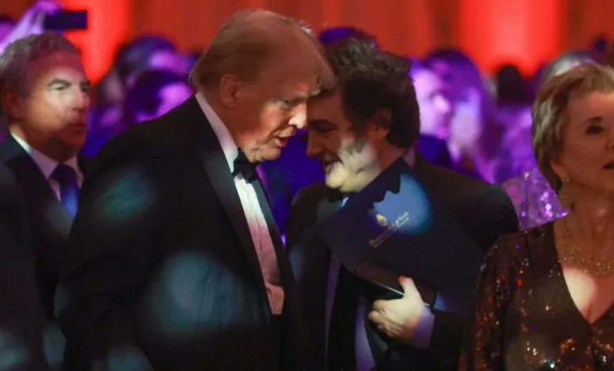  Milei viaja a Davos y se encuentra con Trump