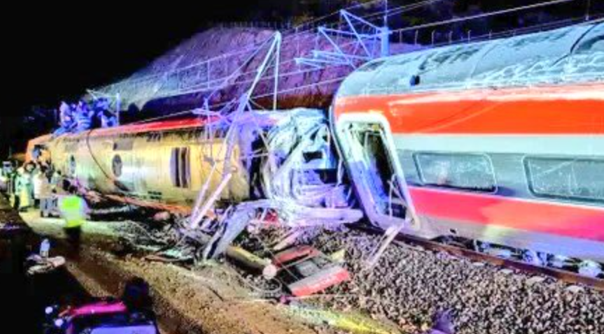 Dos trenes de alta velocidad chocaron en España y dejaron al menos 39 muertos 