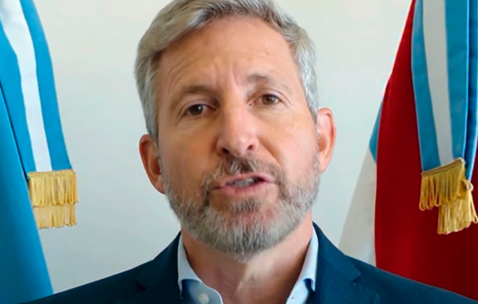 El gobernador de Entre Ríos denunció que encontraron cámaras y micrófonos ocultos en su despacho