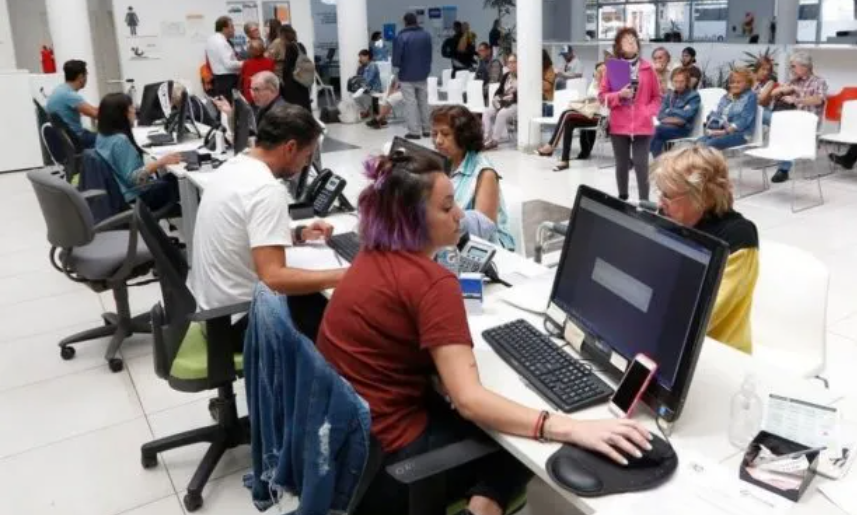 Es oficial el aumento del 2% para estatales y un bono por única vez