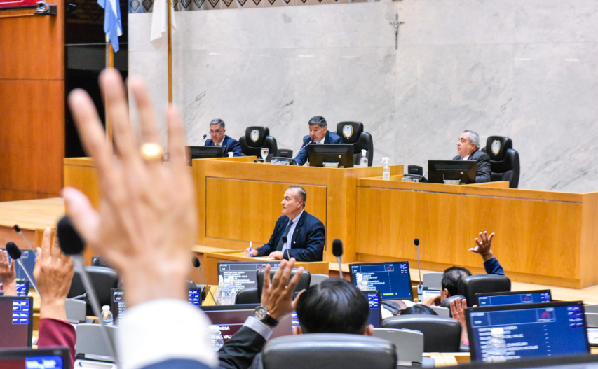 La Legislatura ratificó los DNU enviados por el Poder Ejecutivo