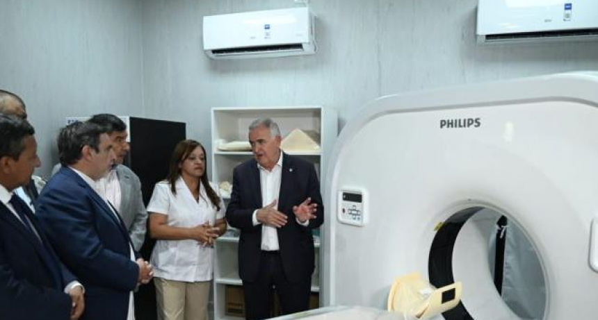 Jaldo inauguró una sala de tomografía en Tafí del Valle y reforzó la salud pública para residentes y turistas