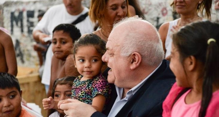 Masso visitó un Taller de Verano en un merendero del barrio El Sifón