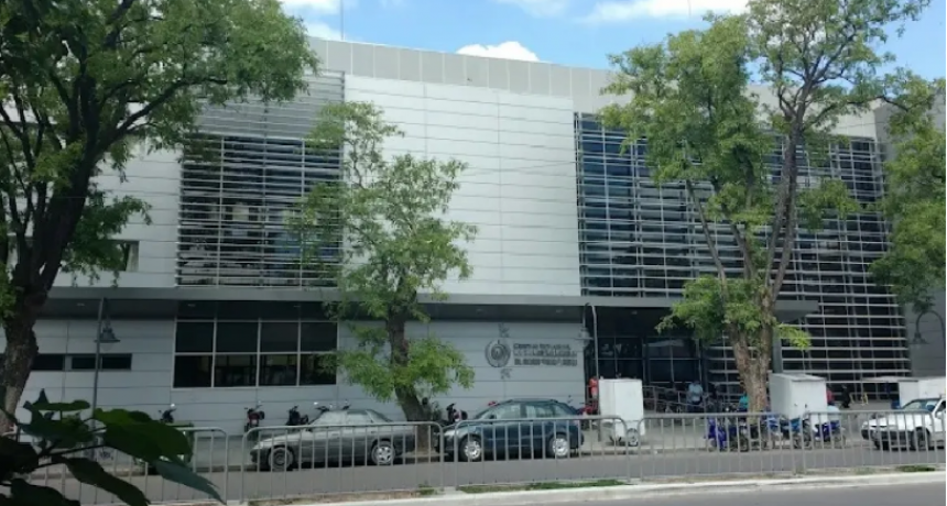 Golpeó a una médica que auxiliaba a su hijo y terminó presa: le quitaron otros cuatro menores 