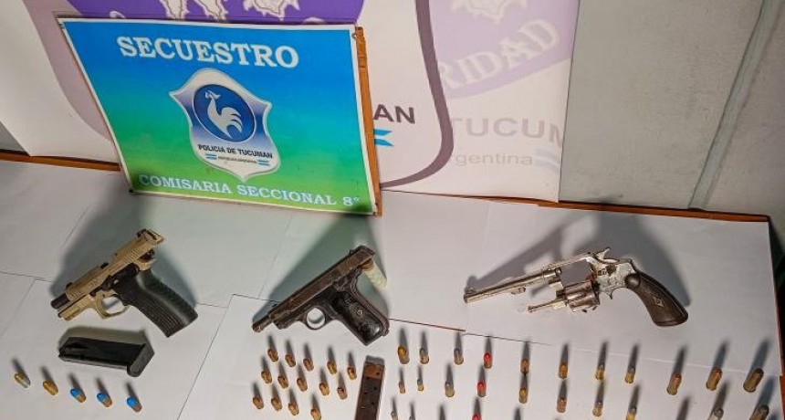 La Policía llevó a cabo tres medidas judiciales por un escruche a una vivienda