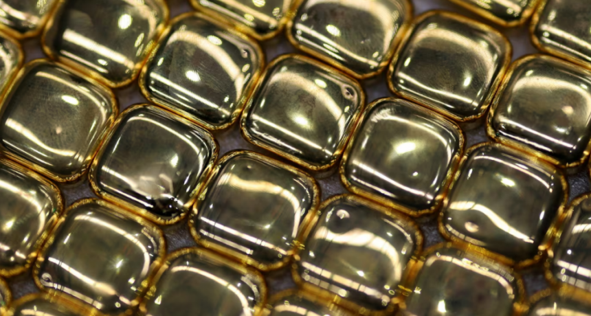 El oro volvió a subir y se acercó a los US$5000 la onza