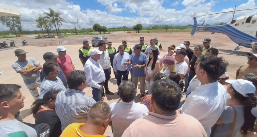 Tras las lluvias Jaldo supervisó las zonas inundadas