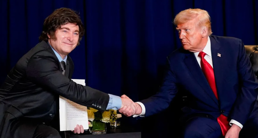 Milei negó las versiones sobre un acuerdo con Trump para recibir deportados