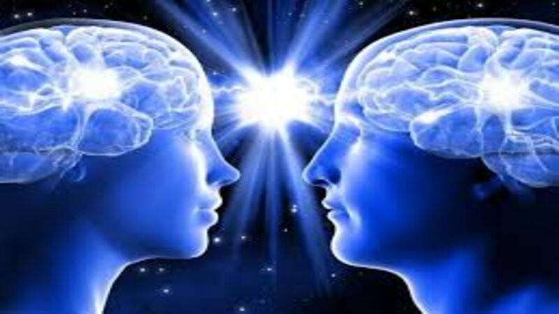 El cerebro de las mujeres permanece joven por más tiempo
