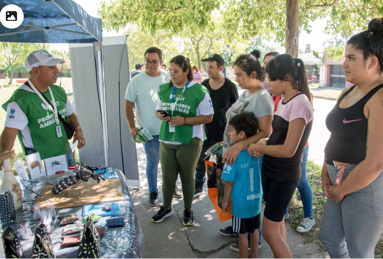 La Municipalidad llevó su posta ambiental al Barrio Farmacéutico para intensificar las acciones de prevención del dengue