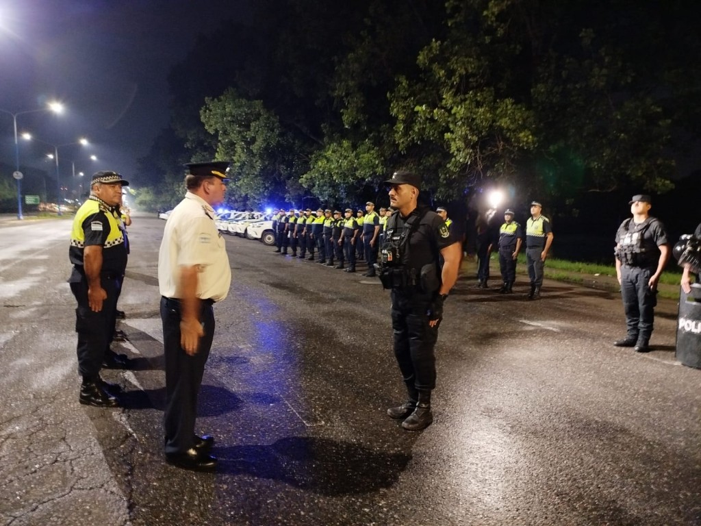 La Policía desplegó un megaoperativo en la capital tucumana