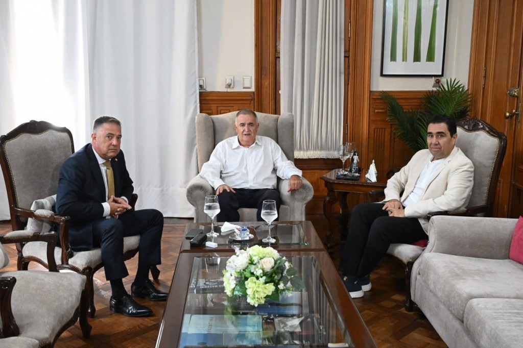 Jaldo recibió a autoridades de la Cámara legislativa