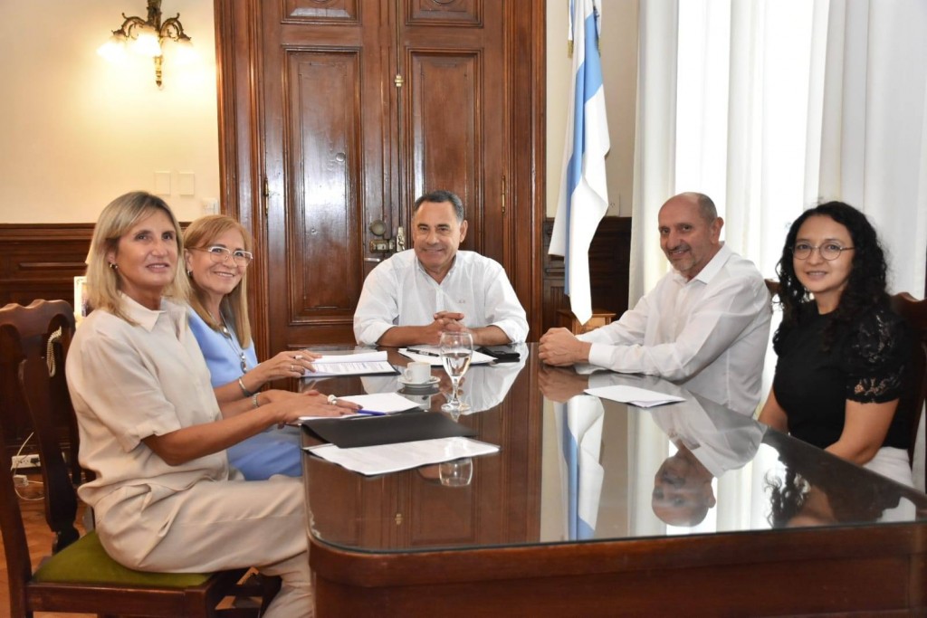 La Provincia impulsa una tecnicatura en gestión judicial y un esquema integral de formación estatal