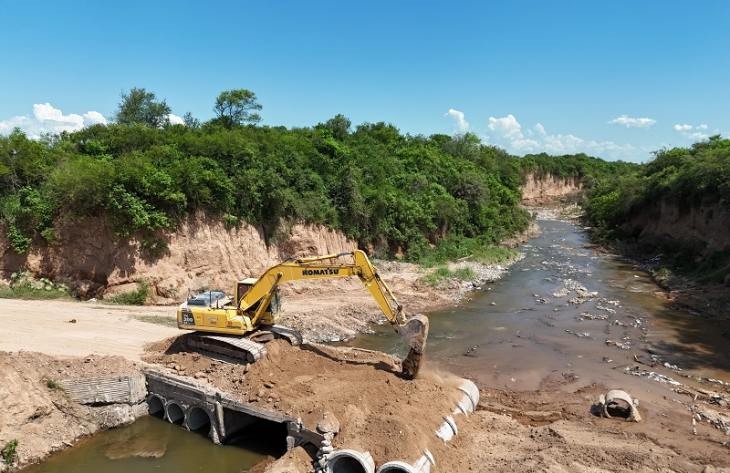 Obras Públicas avanza en la reconstrucción del Puente del Coy en Estación Aráoz