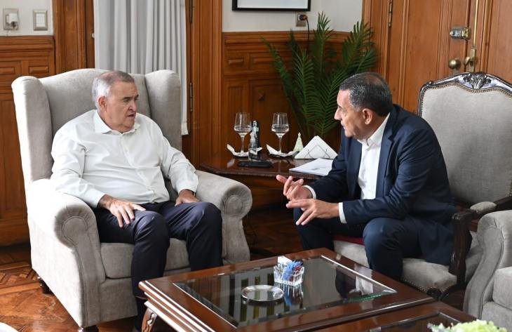 El Gobierno abre una nueva instancia de diálogo por recomposición salarial