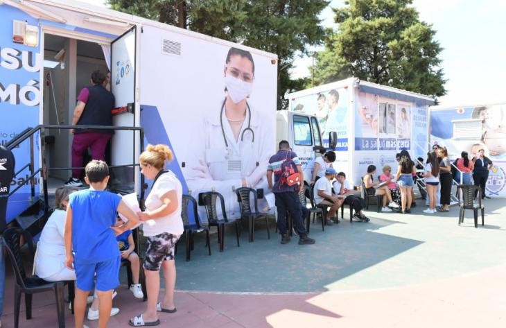 Salud realiza controles preventivos y ficha escolar en el Complejo Belgrano