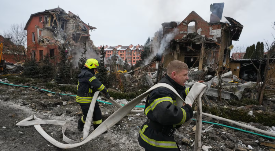 Kiev es sorprendida por una lluvia de misiles rusos que impactó en los suburbios