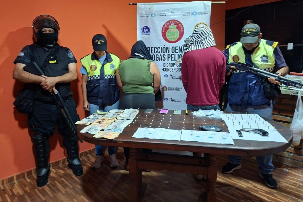 Allanaron dos viviendas y secuestraron cocaína en Concepción
