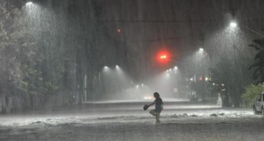 Doble alerta por tormentas fuertes para Tucumán