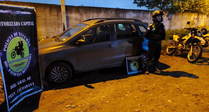 Lo llamaron por un viaje, le robaron y lo metieron en el baúl 