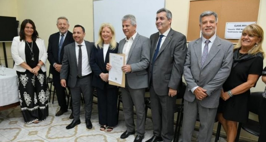 Ficha Escolar: Un equipo multidisciplinario irá por las escuelas