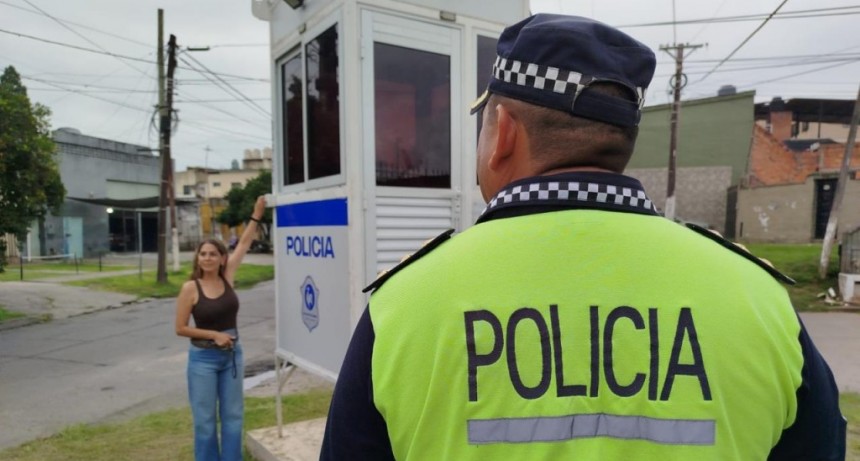 Instalan tres garitas preventivas en barrio Los Pinos