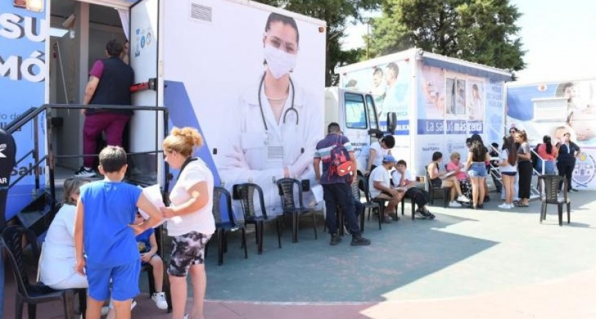 Salud realiza controles preventivos y ficha escolar en el Complejo Belgrano
