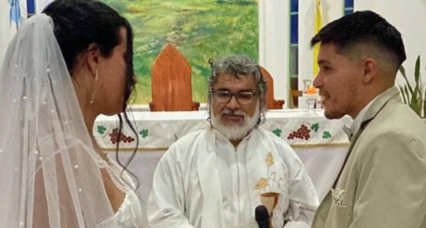 Sacerdote que celebró una boda trans podría ser sancionado