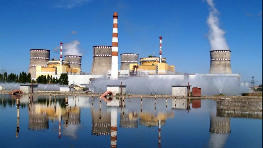 Ucrania: Tropas rusas rodean la central nuclear más grande de Europa