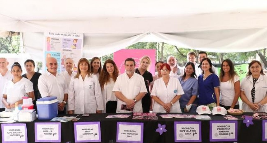 Realizaron jornada de prevención cáncer de cuello uterino en Plaza Urquiza