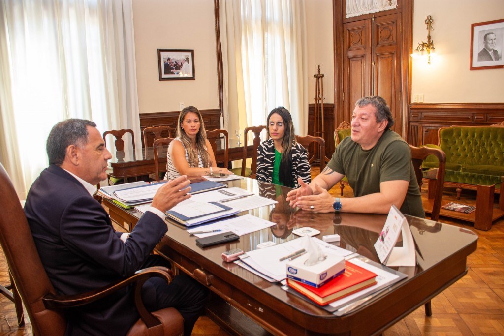 Amado: "El diálogo con UATRE es clave para brindar soluciones concretas a los trabajadores rurales"