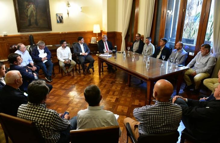 Hubo una reunión preliminar con industriales azucareros por la zafra 2025