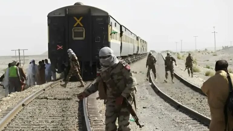 Un tren con más de 300 pasajeros fue secuestrado en Pakistán