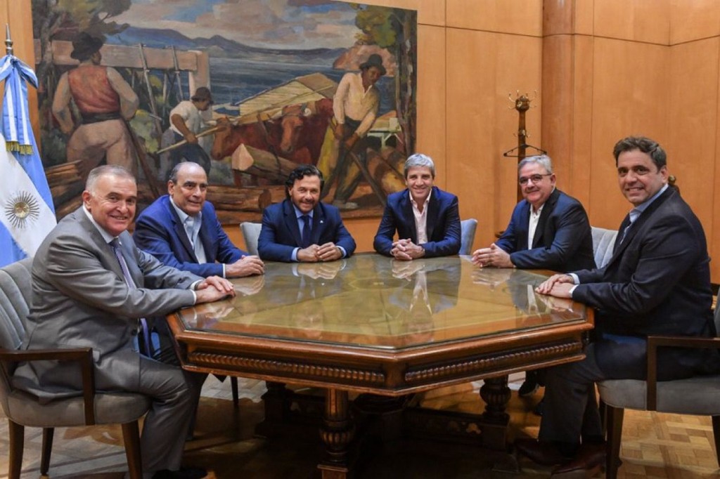 Jaldo firmó un acuerdo con Nación y avanza el Procrear II