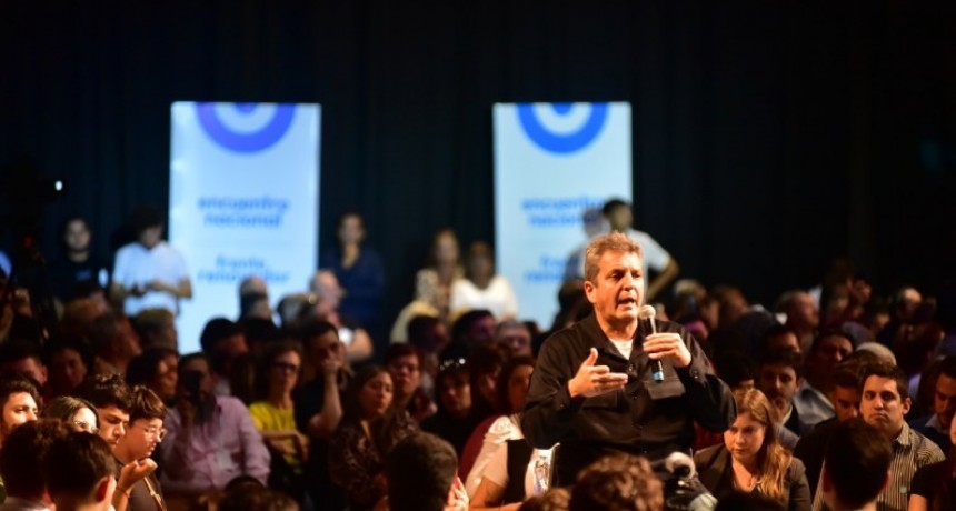 Sergio Massa reapareció y pidió unidad al peronismo