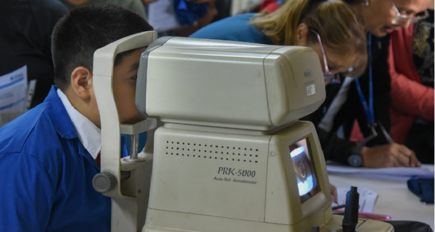 Alumnos de las escuelas municipales accederán nuevamente a los “Eco Lentes” fabricados con material reciclable