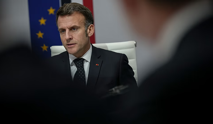 Se cans&oacute; de los chicos y los dej&oacute; en la ruta