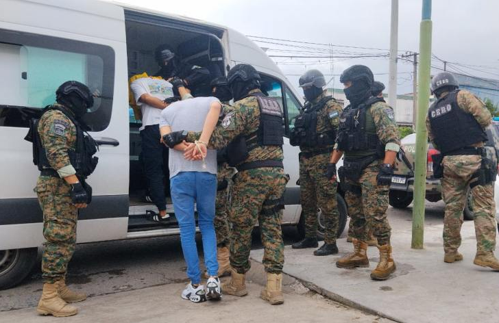 Decomisan hojas de coca ingresadas ilegalmente al pa&iacute;s