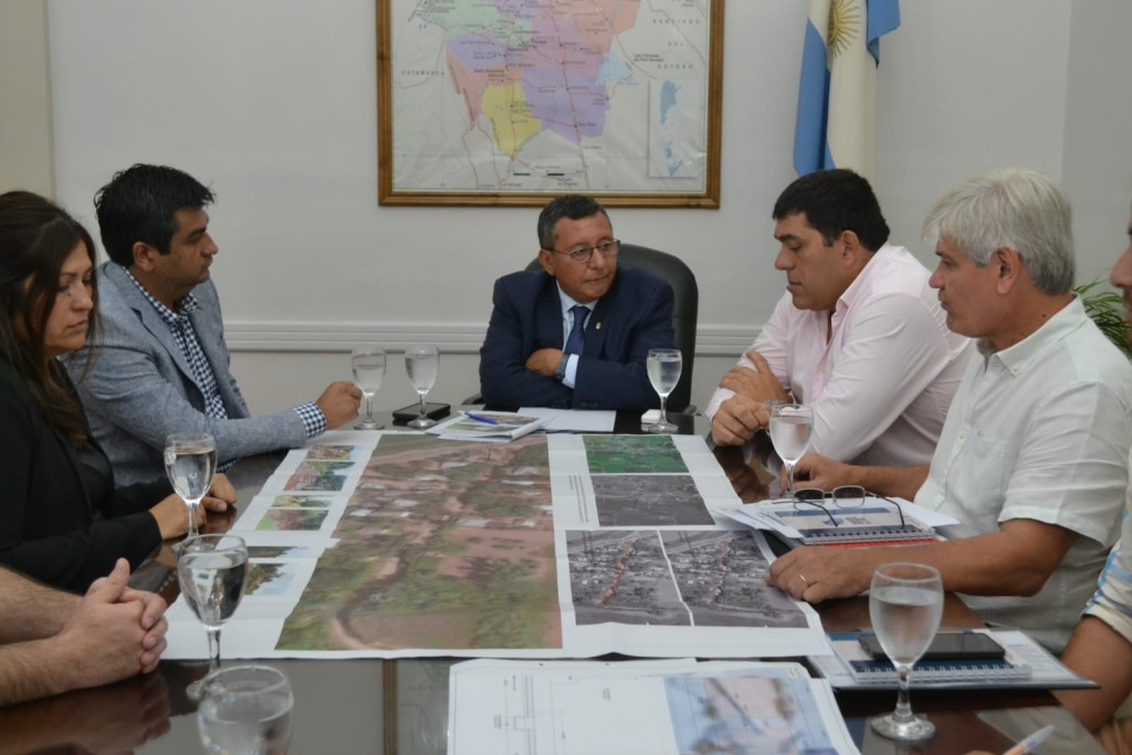 Coordinan obras h&iacute;dricas por $400 millones para La Cocha